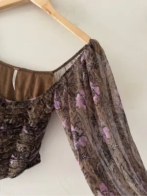 Free People Lilia Top‎ in Olive Combo Puff Sleeve thumbnail 4