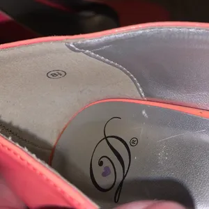 Heart In D Hot Pink Ombre platform heels thumbnail 8