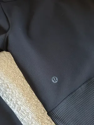 Lululemon Cropped Half-Zip thumbnail 7