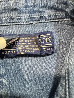 Newton Trading Co. Denim Button Front Shirt Medium Wash Chambray Size M thumbnail 9