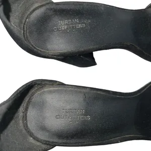 Urban Outfitters Faux Suede Heels Grommet‎ Open Toe Ankle Strap Shoes Women 8 thumbnail 7
