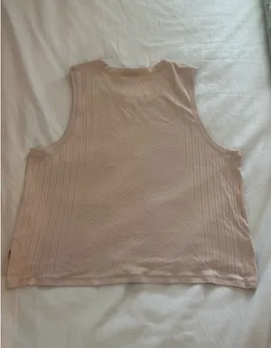 Lululemon Tank thumbnail 2