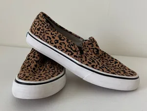 Keds women’s slip on print shoes‎ — size 7 thumbnail 1