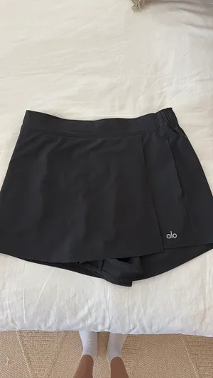 Alo yoga skort  thumbnail 8