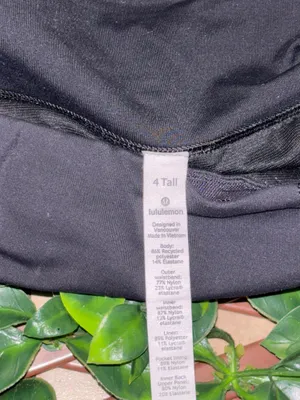 Lululemon Speed Up Shorts Size 4 Long 4" thumbnail 5