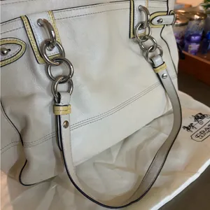 Coach Colette Leather Carryall Bag thumbnail 6