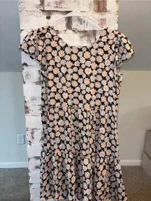 Rue 21 Women’s Black Daisy Print Tiered Dress thumbnail 1