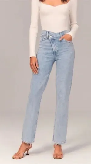 Abercrombie & Fitch The 90’s Straight Ultra High Rise Criss Cross Waist Size 27 thumbnail 1
