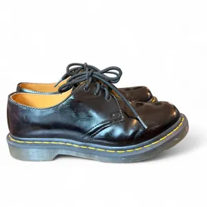 Dr. Martens 1461 Black Patent Leather Oxford Shoes Women’s US 8 EU 39 Classic thumbnail 3