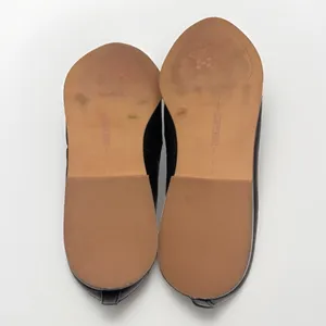 New Vince Camuto Womens Finetta Black Leather Embossed Pointed Toe‎ Loafers 9 thumbnail 6