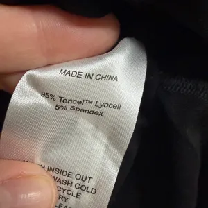 Quince Size-M Maternity Long Sleeve Top Black Tencel Lyocell Ruched V-Neck thumbnail 6