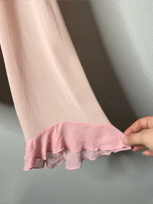 Y2K Vintage Victorias Secret Pink 100% Silk Ruffle Trim Tie Front Cardigan Top thumbnail 5