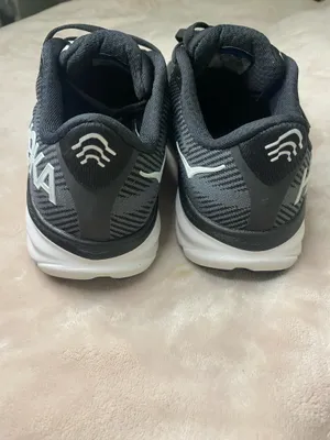 Hoka one one Clifton 9 Mens sneakers shoes size 7 thumbnail 3