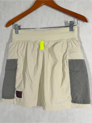 Lululemon Women’s Multi-Pocket Cargo High-Rise Hiking Skirt Skort in Prosecco 6 thumbnail 7