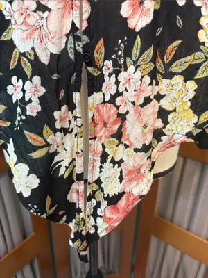 Billabong Black Floral Tie-Front Button-Down Shirt thumbnail 5