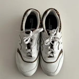 New Balance 997H Cheetah/Leopard Beige and White Size Youth 6.5 UK 6 Women’s 8 thumbnail 2