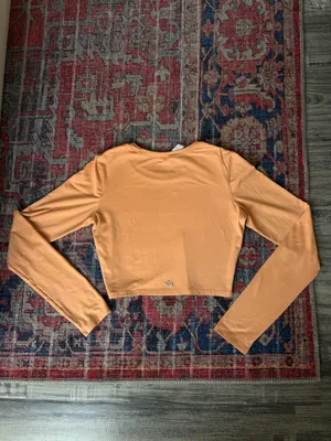 Alo Cropped Long Sleeve Top Yoga thumbnail 3