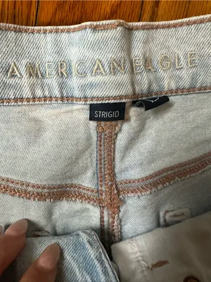American Eagle Highest Rise Baggy Straight Strigid Jeans Light Denim Wash thumbnail 4