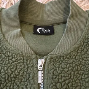 Zyia active flying V olive green fleece jacket xxs thumbnail 3