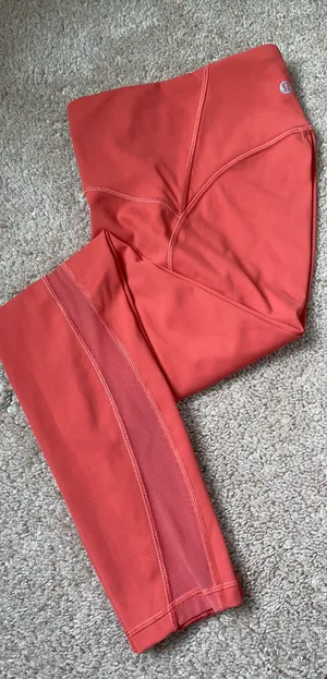 Lululemon Leggings thumbnail 2