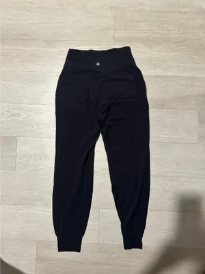Lululemon Align Joggers thumbnail 3