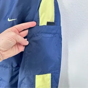 Nike 90s Streetwear‎ Vintage Navy Blue and Yellow Logo Windbreaker Womens Size M thumbnail 4