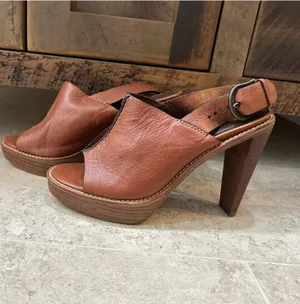 Cole Haan Tonya 7 1/2 B leather brown peep toe heels thumbnail 3
