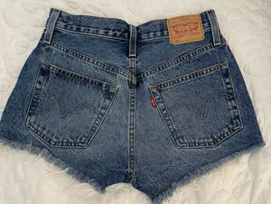 Levi’s High-Rise Shorts 501 thumbnail 2