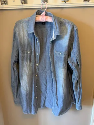The Adam Levine Men's Blue Denim Cotton Button-Up Shirt in size M thumbnail 1
