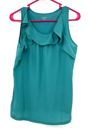 Loft Outlet Size‎ Medium Tank Green Ruffle Sleeveless Undershirt Loose Flowy thumbnail 1