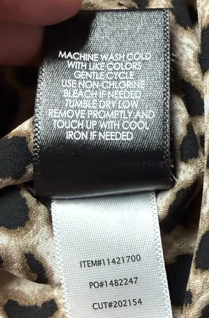 Torrid Harper Leopard Print Pullover Blouse 1 1X 14 16 Georgette Roll Tab Sleeve thumbnail 8