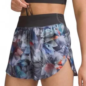 Lululemon Fast and Free Reflective High-Rise Classic-Fit floral Short 3" thumbnail 5