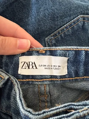 ZARA Wide Leg Distressed Jeans Size 2 dark wash thumbnail 4