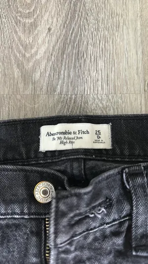 Abercrombie High-Rise Jeans Black thumbnail 2