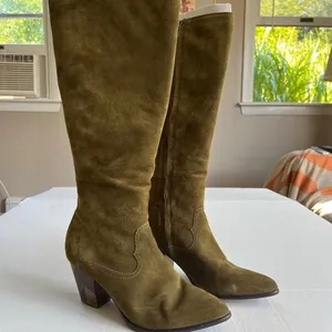 Frye Reed Sz 7M Olive Green Suede Side Zipper Tall Casual Dress Heeled Boots thumbnail 12