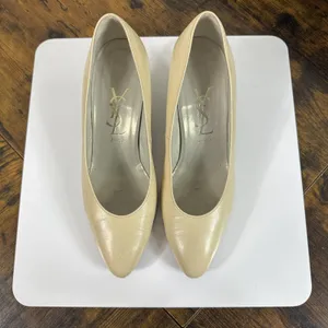 Yves Saint Laurent Pumps Womens 35 US 5 Beige Leather Kitten Heel Closed Toe thumbnail 3