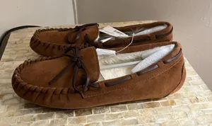 Brown Suede Moccasins with Bow size 9 Aeropostale NWT thumbnail 1