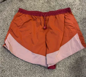 Lululemon Evergreen Windbreaker Shorts thumbnail 1