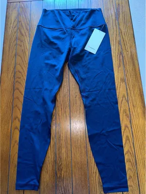 Lululemon Align High Rise 28” True Navy Size 10 NWT thumbnail 3
