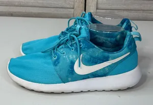 NIKE Women's Roshe Run Sneakers "Clearwater" White/Electric Blue-8 thumbnail 1