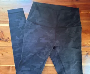 Lululemon Wunder Under High-Rise Tight 28” – Full-On Luxtreme in Black Camo 6 thumbnail 1