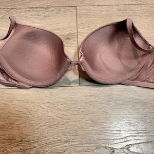 Calvin Klein‎ Women' Satin Push Up Bra Rose Mauve Size 34B thumbnail 4