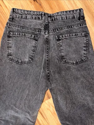 Women's Straight-Leg Jeans in Washed Black thumbnail 5