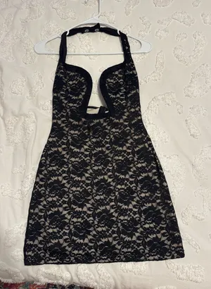 White Fox Boutique Dress Mini Black Lace thumbnail 1