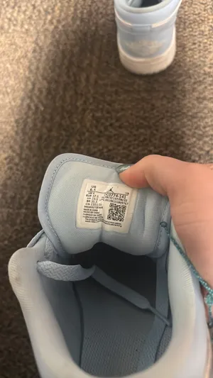 Jordan Nike  Retro 1 Low Sneakers thumbnail 2