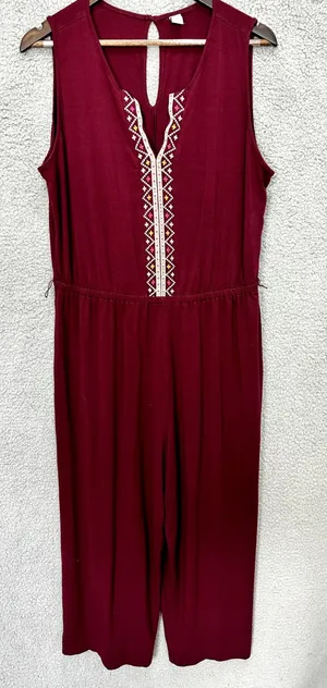 Old Navy Jumpsuit 1X Plus Burgundy Embroidered‎ Sleeveless Wide Leg Boho Chic thumbnail 1
