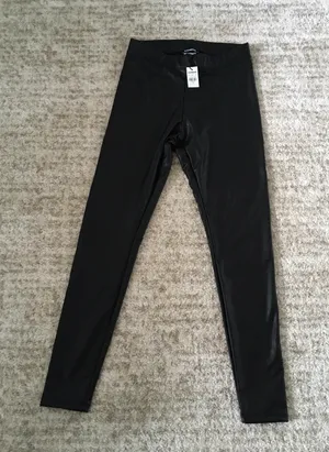 Express NWT high waisted faux Thermal leather pull on leggings Size S thumbnail 3