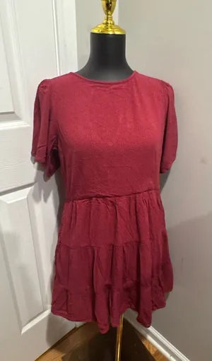 Abercrombie & Fitch Burgundy Tiered Babydoll Dress – Size Small thumbnail 1