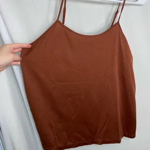 EUC women’s brown soft smooth‎ stretch adjustable strap camisole tank top L/XL thumbnail 2