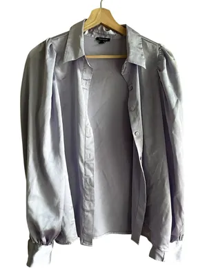 Ann Taylor lilac purple satin long sleeved button down shirt women's size S‎ thumbnail 1
